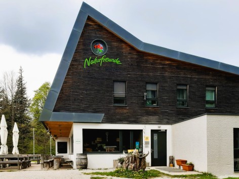 Naturfreunde-Wanderung zum Naturfreundehaus Knofeleben