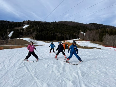 Schikurs der Volksschule Traisen am Annaberg